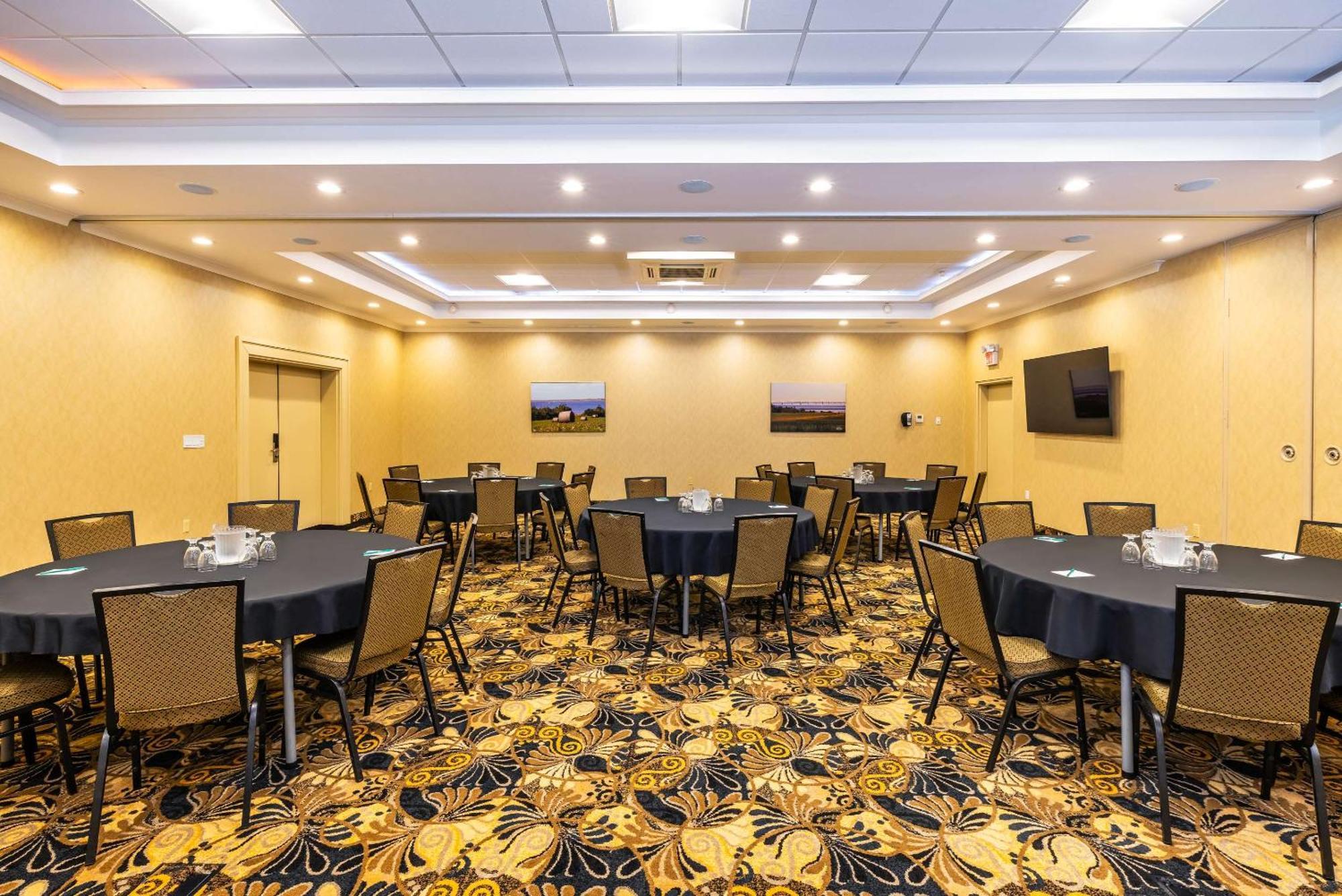 Quality Inn & Suites Garden Of The Gulf Summerside Luaran gambar